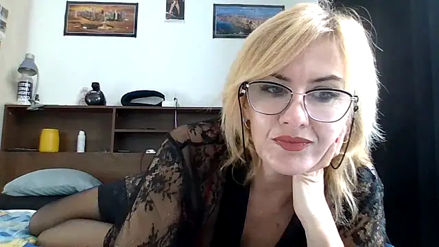 TianaQLove online show from November 30, 1:04 pm