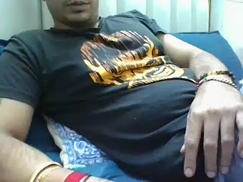 7 INCH MONSTER online show from November 5, 10:15 am