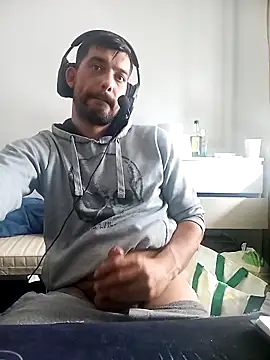 ghostfu1996 online show from May 1, 3:38 pm