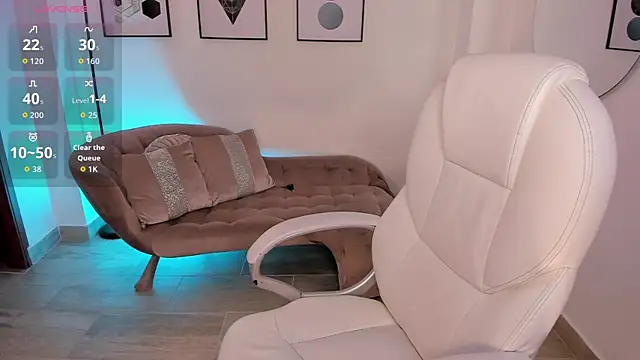 Snapshot of Beverly_johnson chatting on October 1, 3:56 am Beverly johnson online show from October 1, 3:56 am