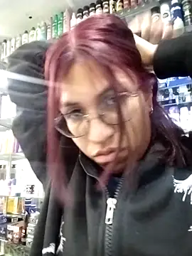 Snapshot of Katyuskka_love chatting on October 25, 10:04 pm Katyuskka love online show from October 25, 10:04 pm