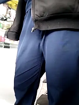 Snapshot of Katyuskka_love chatting on October 28, 8:00 pm Katyuskka love online show from October 28, 8:00 pm