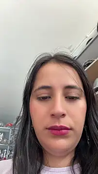GiaDuque online show from May 27, 1:19 pm