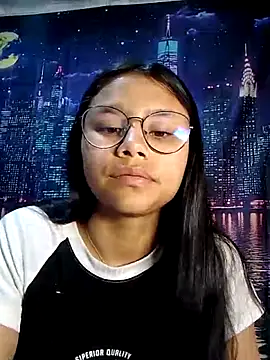 SofieLove 01 online show from March 4, 5:13 am