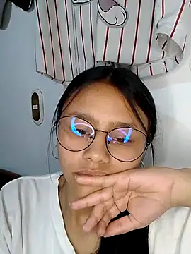 SofieLove 01 online show from March 9, 7:56 am