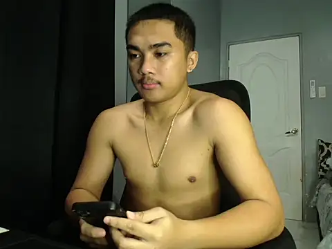 pinoyAdrianneXXX online show from November 3, 2:24 am