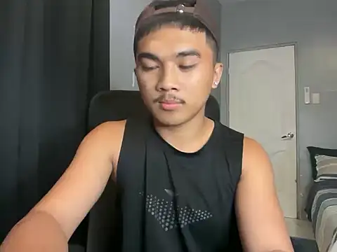 pinoyAdrianneXXX online show from May 5, 9:50 am