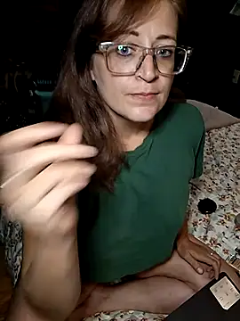 goddessdelphia online show from April 8, 6:19 pm