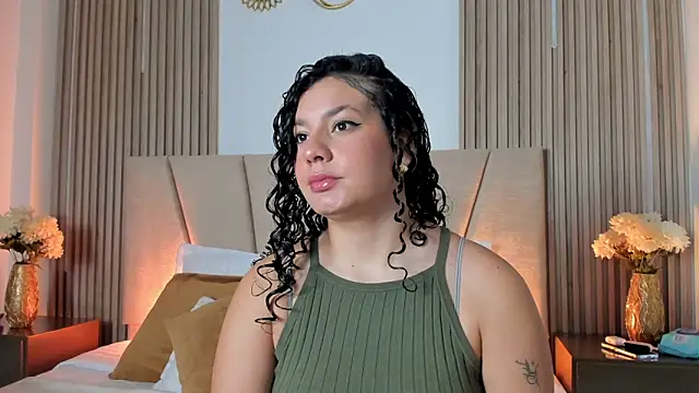 Rachell Jamess online show from November 22, 3:38 am