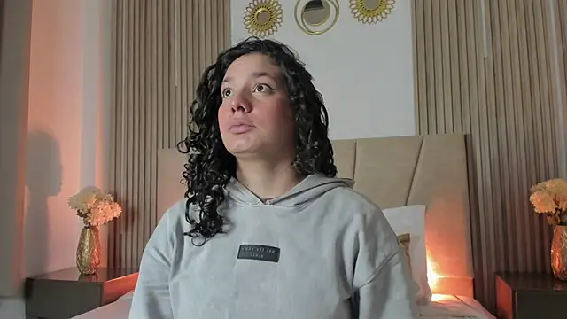 Rachell Jamess online show from December 5, 3:48 am