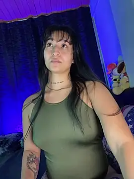 EVAH LEE  online show from March 13, 12:50 am