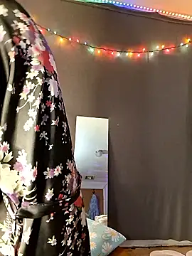 PeachyAriel online show from March 25, 1:33 am