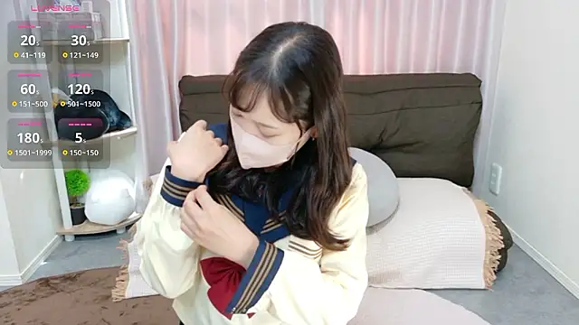 Snapshot of yuu-chan_ chatting on October 12, 4:11 am yuu-chan  online show from October 12, 4:11 am