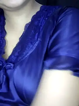 annanya01 online show from September 30, 5:18 pm