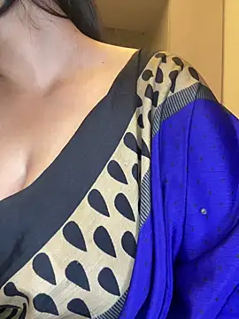 annanya01 online show from April 20, 6:42 pm