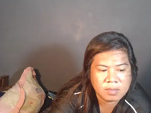 Snapshot of sexyh0tangel chatting on September 21, 2:24 am sexyh0tangel online show from September 21, 2:24 am