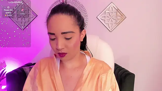 Snapshot of Sharon_breezee chatting on September 11, 3:39 am Sharon breezee online show from September 11, 3:39 am