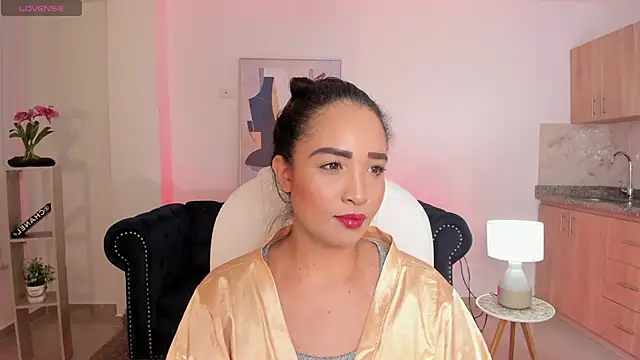 Snapshot of Sharon_breezee chatting on September 26, 3:43 am Sharon breezee online show from September 26, 3:43 am