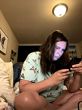 Snapshot of petalsexy chatting on September 10, 5:57 pm petalsexy online show from September 10, 5:57 pm