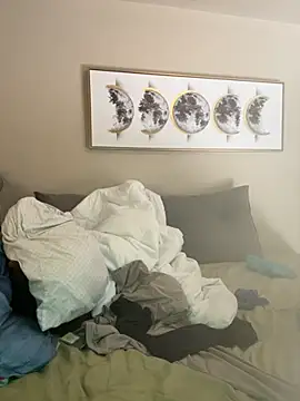 Snapshot of petalsexy chatting on October 28, 4:53 pm petalsexy online show from October 28, 4:53 pm