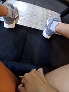 cicinha3657 online show from April 22, 5:03 pm