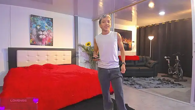 Bisexlifehot   online show from February 25, 11:14 pm