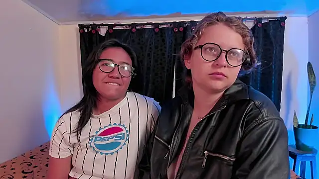 CrazyCakes  online show from April 12, 12:48 am