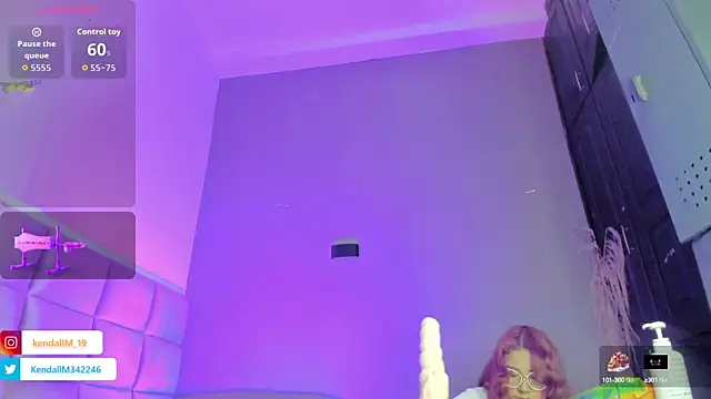 Snapshot of _Kendall_19 chatting on September 17, 7:59 pm Kendall 19 online show from September 17, 7:59 pm