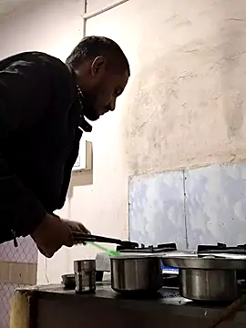 krishjaat43 online show from December 21, 7:59 am