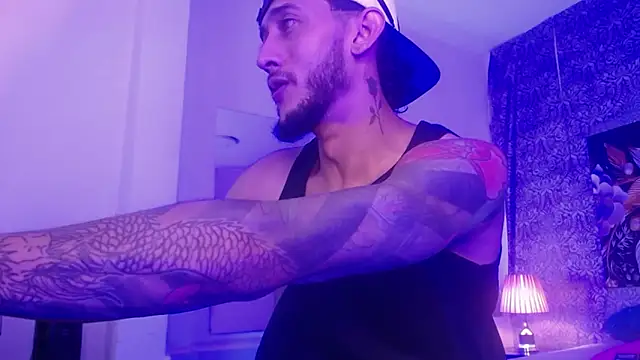 jonas conor online show from November 29, 8:01 pm