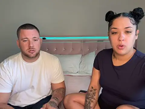 theviberoom online show from April 11, 6:01 pm