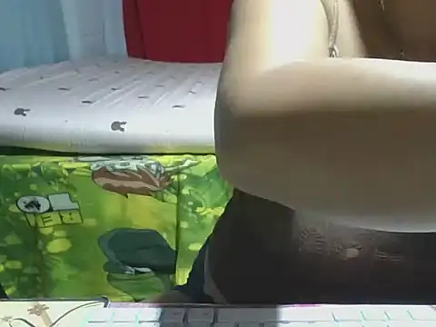 Snapshot of SeksiEstella chatting on November 5, 9:15 pm SeksiEstella online show from November 5, 9:15 pm