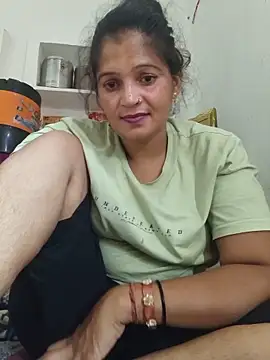 Snapshot of Chhaya_hot chatting on June 14, 2:24 am Chhaya hot online show from June 14, 2:24 am
