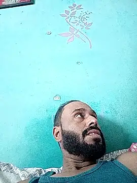 Snapshot of amitkumarkangra chatting on September 13, 7:19 am amitkumarkangra online show from September 13, 7:19 am