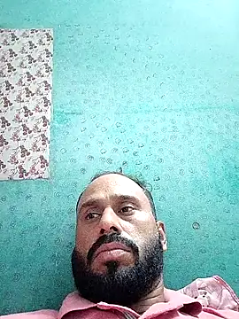 Snapshot of amitkumarkangra chatting on September 14, 2:16 pm amitkumarkangra online show from September 14, 2:16 pm