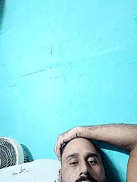 Snapshot of amitkumarkangra chatting on October 16, 12:50 pm amitkumarkangra online show from October 16, 12:50 pm