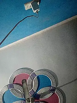 Snapshot of amitkumarkangra chatting on November 20, 1:17 am amitkumarkangra online show from November 20, 1:17 am