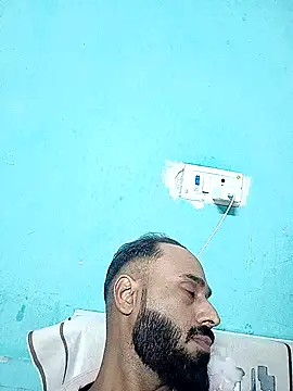 Snapshot of amitkumarkangra chatting on November 22, 3:22 pm amitkumarkangra online show from November 22, 3:22 pm