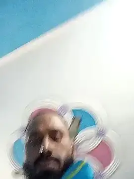 Snapshot of amitkumarkangra chatting on November 28, 3:04 pm amitkumarkangra online show from November 28, 3:04 pm