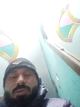 Snapshot of amitkumarkangra chatting on December 2, 1:00 am amitkumarkangra online show from December 2, 1:00 am