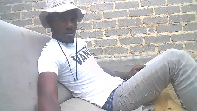 cuminsidebby online show from January 17, 5:45 am