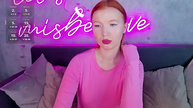 Snapshot of Anna_Patterson chatting on November 19, 10:04 am Anna Patterson online show from November 19, 10:04 am