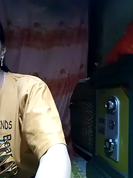 Phuongphuongg online show from September 18, 1:35 pm