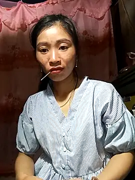 Phuongphuongg online show from October 3, 5:59 am