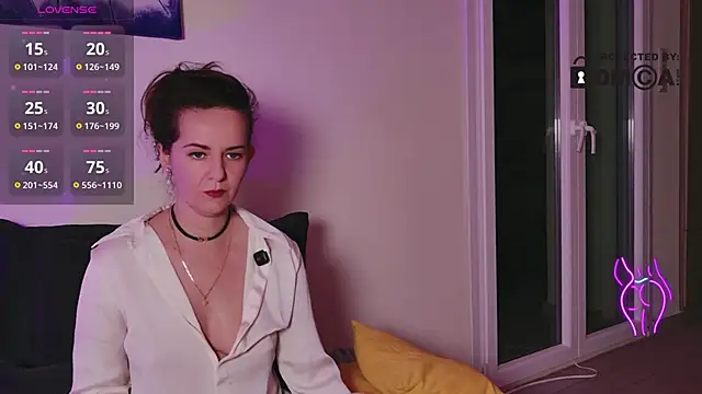 Witch in Silk online show from April 19, 6:10 pm