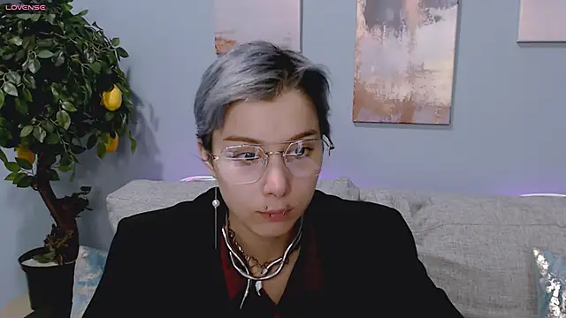 Snapshot of SophieAsh chatting on September 30, 7:02 am SophieAsh online show from September 30, 7:02 am