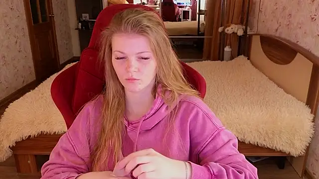 Jenny Skinner20 online show from February 9, 3:27 pm