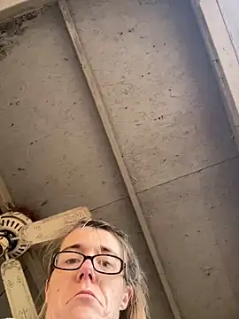 bb empress online show from November 9, 7:45 pm