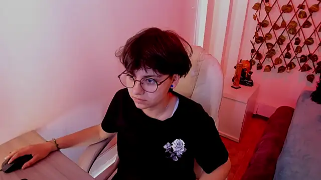 Nathaly ds online show from December 17, 8:04 pm