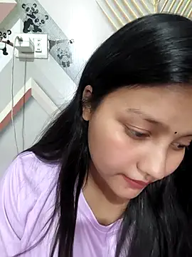 Snapshot of Dipali143143 chatting on April 10, 11:48 am Dipali143143 online show from April 10, 11:48 am